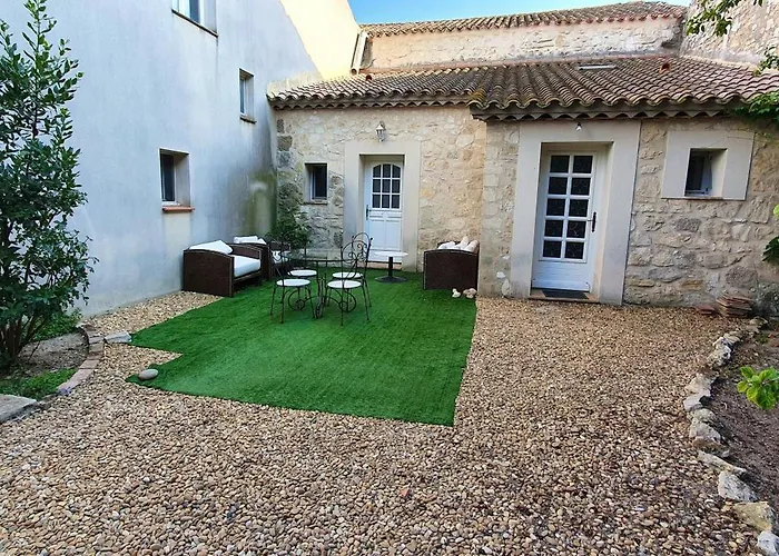 Maison Charmante A Avec Piscine Et Jardin *